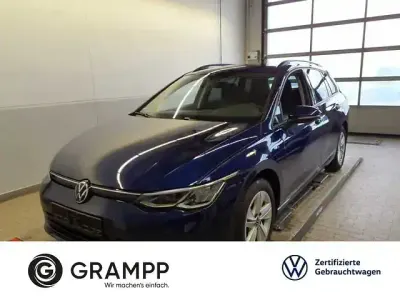 Brugt VW Golf VIII Life 150 HK (110 kW) 2022 Blå Stationcar
