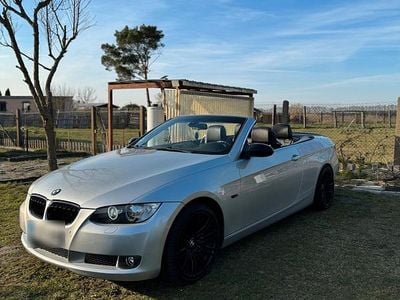 Second-hand BMW 335 Cabriolet 306 CP (225 kW) 2007 Argintiu Cabrio