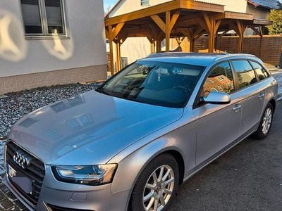 Silber Gebraucht 2015 Audi A4 Kombi | 11.400 € (Guter Preis)