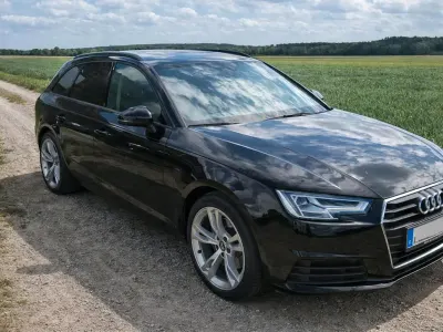 Gebraucht Audi A4 150 PS (110 kW) 2018 Schwarz Kombi