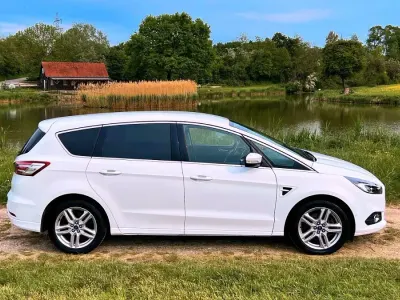 Gebraucht Ford S-MAX Titanium 150 PS (110 kW) 2017 Weiß Van / Kleinbus
