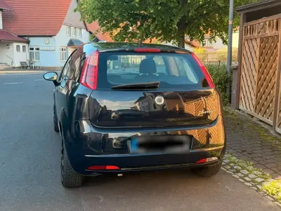 Gebraucht Fiat Punto 65 PS (47 kW) 2008 Blau Kleinwagen