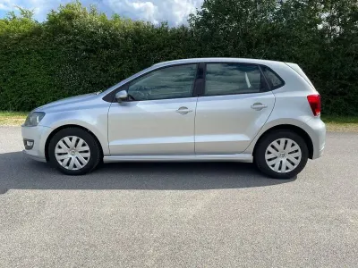 Gebraucht VW Polo 75 PS (55 kW) 2012 Grau Kleinwagen
