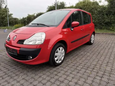 Gebraucht Renault Grand Modus Dynamique 101 PS (74 kW) 2009 Rot Van / Kleinbus