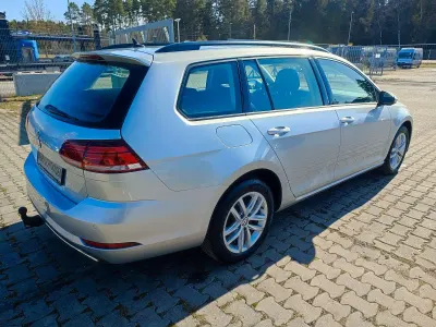 Gebraucht VW Golf VII 116 PS (85 kW) 2018 Silber Kombi