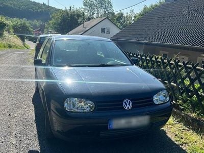 VW Golf IV