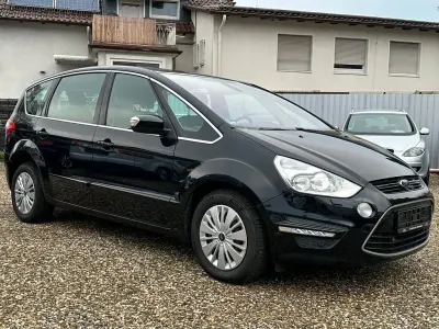 Second-hand Ford S-MAX Titanium 140 CP (102 kW) 2013 Negru Monovolum