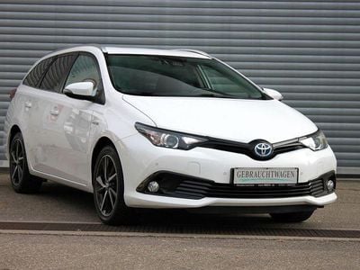 Gebraucht Toyota Auris Touring Sports Team 99 PS (72 kW) 2019 Weiß Kombi