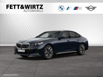 Gebraucht BMW 550e M Sport 489 PS (359 kW) 2024 Schwarz Limousine