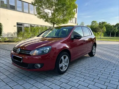 Gebraucht VW Golf VI Style 86 PS (63 kW) 2011 Rot Kleinwagen