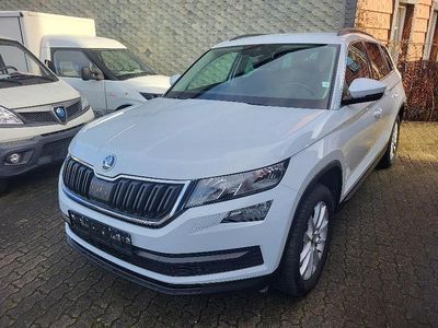 Moonweiß perleffekt Gebraucht 2017 Skoda Kodiaq Ambition SUV | 20.445 € (Etwas zu teuer)