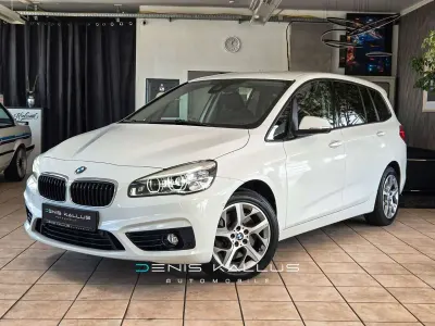 Gebraucht BMW 220 Gran Tourer Sport Line 192 PS (141 kW) 2017 Alpinweiss iii Van / Kleinbus