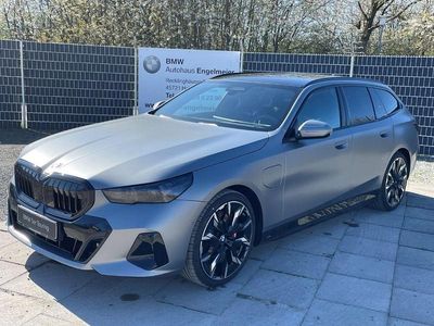 Usado BMW 550e Performance 489 HP (359 kW) 2026 Cinzento Carrinha