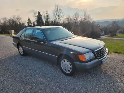 Gebraucht Mercedes S350 150 PS (110 kW) 1993 Schwarz Limousine