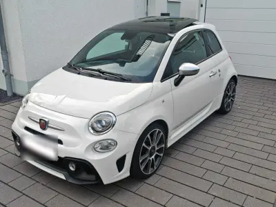 Gebraucht Abarth 595 Turismo 165 PS (121 kW) 2021 Weiß Kleinwagen