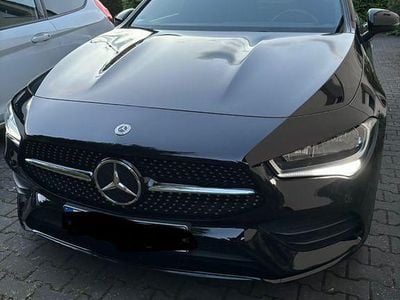 Gebraucht Mercedes CLA250e 218 PS (160 kW) 2021 Schwarz Limousine