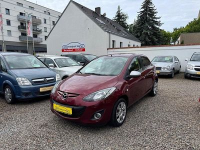 Burgundy red Gebraucht 2014 Mazda 2 Sendo Kleinwagen | 8.450 € (Fairer Preis)