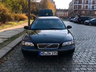 gebraucht Volvo V70 Kombi mit Tüv Schwarz