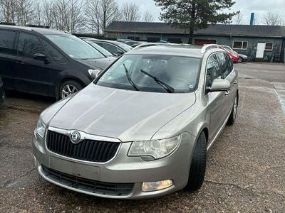 Gebraucht Skoda Superb Ambition 140 PS (102 kW) 2010 Beige Kombi