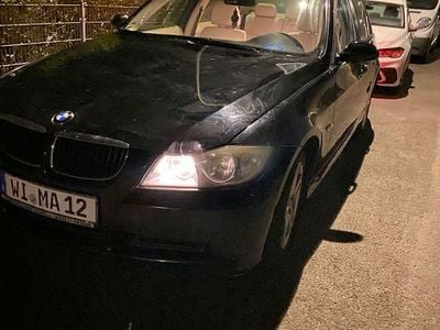 Schwarz Gebraucht 2008 BMW 318 Limousine | 2.500 € (Guter Preis)