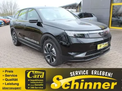 Używany Opel Grandland X Edition 136 KM (100 kW) 2025 Niebieski SUV