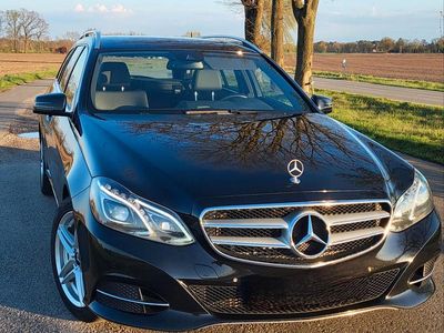 Second-hand Mercedes E200 136 CP (100 kW) 2015 Negru Break