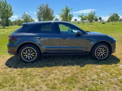 Gebraucht Porsche Macan 252 PS (185 kW) 2018 Grau SUV