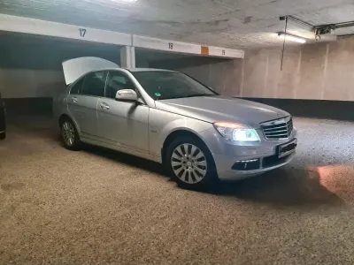 Gebraucht Mercedes C200 184 PS (135 kW) 2007 Silber Limousine