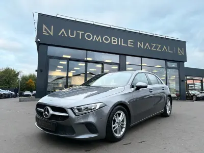 Gebraucht Mercedes A180 116 PS (85 kW) 2019 Grau Limousine