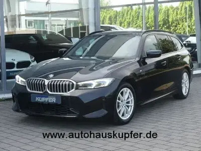 Gebraucht BMW 320 Comfort Edition 184 PS (135 kW) 2024 Schwarz Limousine