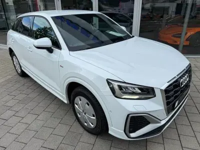 Gebraucht Audi Q2 S-Line 150 PS (110 kW) 2021 Weiß SUV