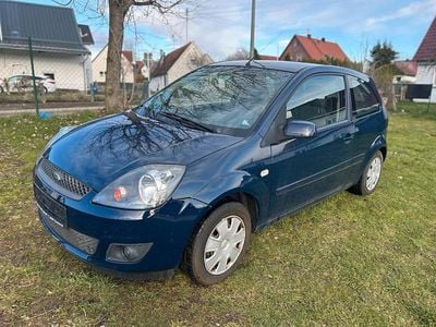 Gebraucht Ford Fiesta 69 PS (50 kW) 2008 Blau Kleinwagen