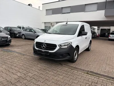 Gebraucht Mercedes Citan 110 95 PS (69 kW) 2022 Weiß Van / Kleinbus