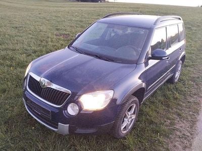 Begagnad Skoda Yeti 110 HK (80 kW) 2012 Blå SUV