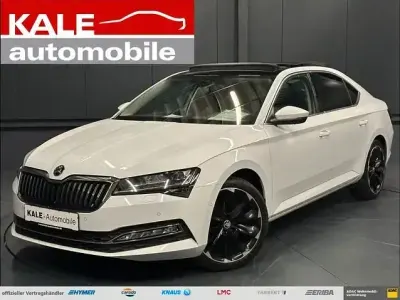 Gebraucht Skoda Superb Style 200 PS (147 kW) 2022 Moonweiss metallic Limousine
