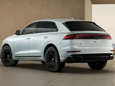 Neu Audi Q8 S-Line 286 PS (210 kW) 2026 Satellitsilber metallic satellitsilber metallic SUV