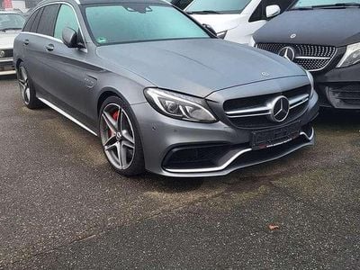 Mercedes C63 AMG