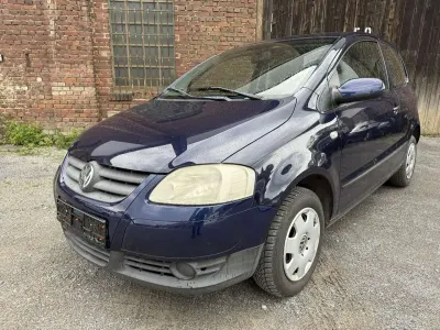 Gebraucht VW Fox 54 PS (39 kW) 2007 Indigoblau perleffekt Kleinwagen