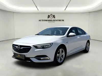 Gebraucht Opel Insignia Sport 136 PS (100 kW) 2019 Weiß Limousine
