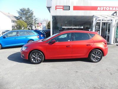 Gebraucht Seat Leon Style 131 PS (96 kW) 2019 Rot Limousine