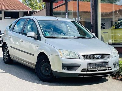 Gebraucht Ford Focus Fun X 101 PS (74 kW) 2007 Silber Limousine
