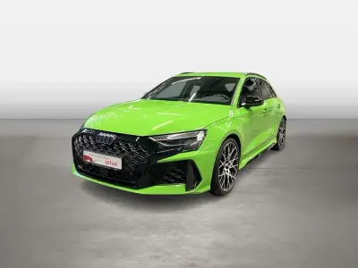 Gebraucht Audi RS3 Ambiente 400 PS (294 kW) 2024 Grün Limousine