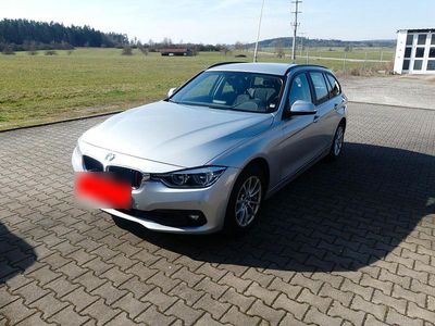 Gebraucht BMW 320 Advantage 190 PS (139 kW) 2018 Silber Kombi