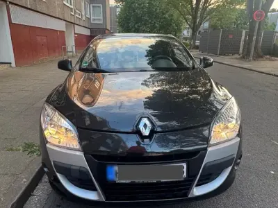 Gebraucht Renault Mégane Coupé 131 PS (96 kW) 2010 Schwarz Coupé