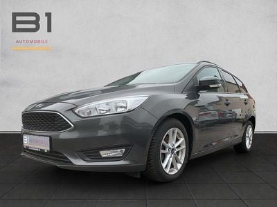 Gebraucht Ford Focus Trend 125 PS (91 kW) 2017 Grau Limousine