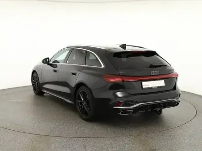 Neu Audi A5 S-Line 150 PS (110 kW) 2026 Schwarz Kombi