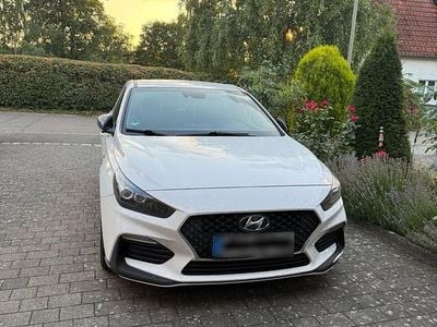 Gebraucht Hyundai i30 Turbo 140 PS (102 kW) 2019 Weiß Limousine