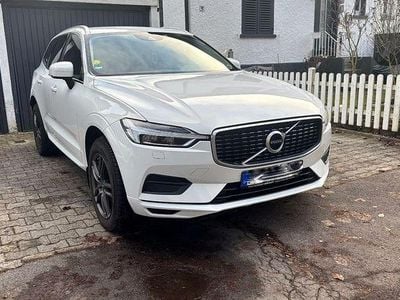 Weiß Gebraucht 2019 Volvo XC60 Momentum SUV | 17.700 € (Etwas zu teuer)