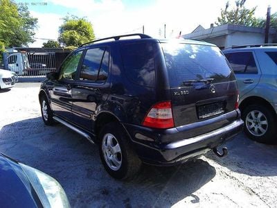 Mercedes ML320