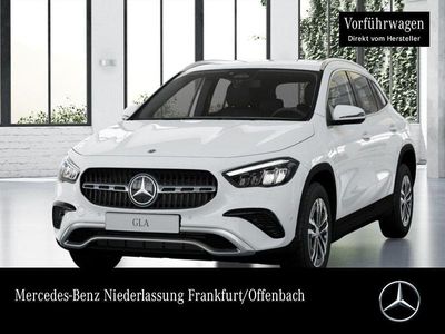 Gebraucht Mercedes GLA180 136 PS (100 kW) 2026 Weiß SUV